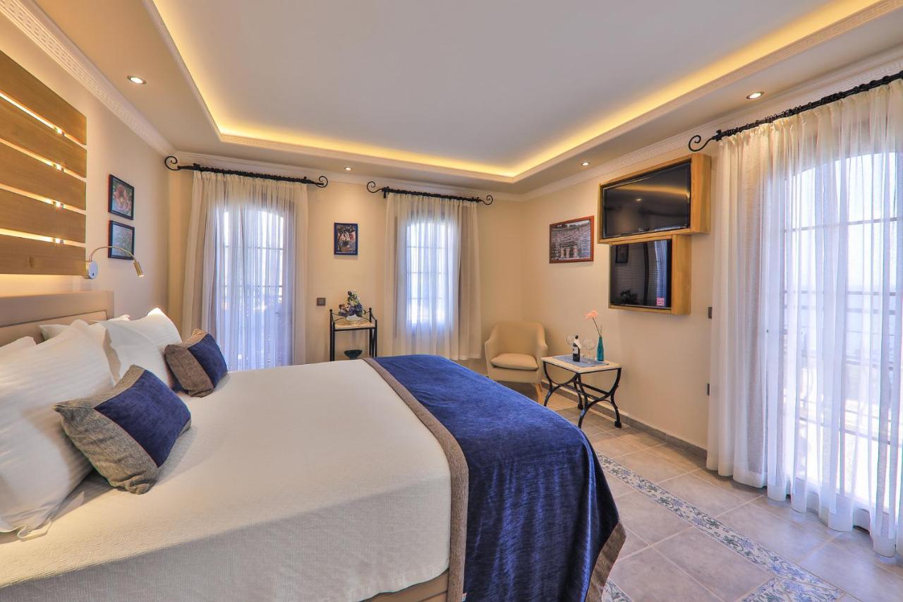 Hadrian Hotel คาช ภายนอก รูปภาพ