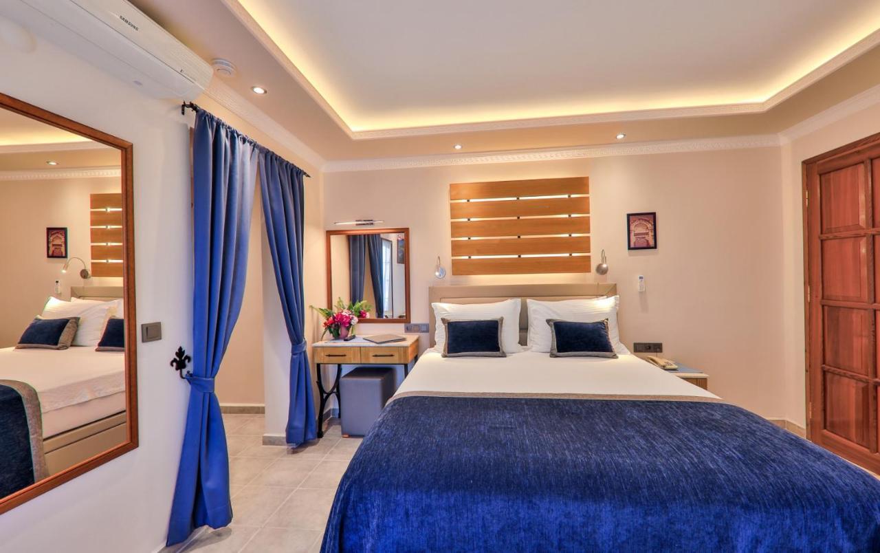 Hadrian Hotel คาช ภายนอก รูปภาพ