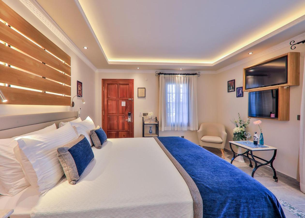 Hadrian Hotel คาช ภายนอก รูปภาพ