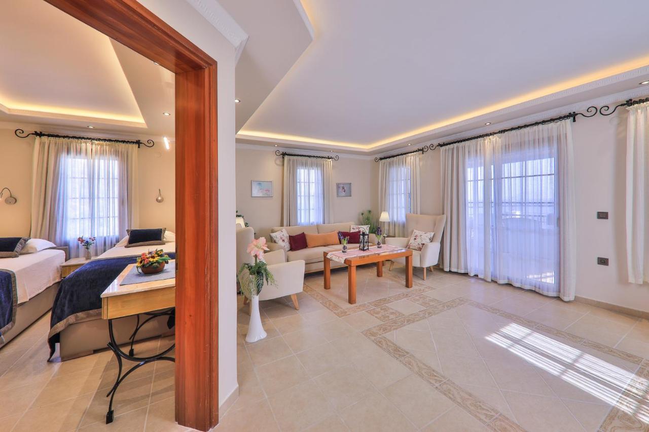 Hadrian Hotel คาช ภายนอก รูปภาพ