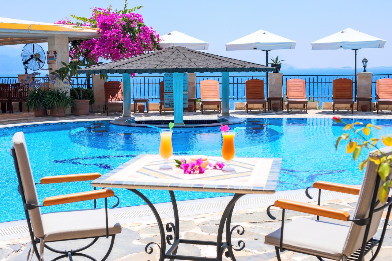 Hadrian Hotel คาช ภายนอก รูปภาพ