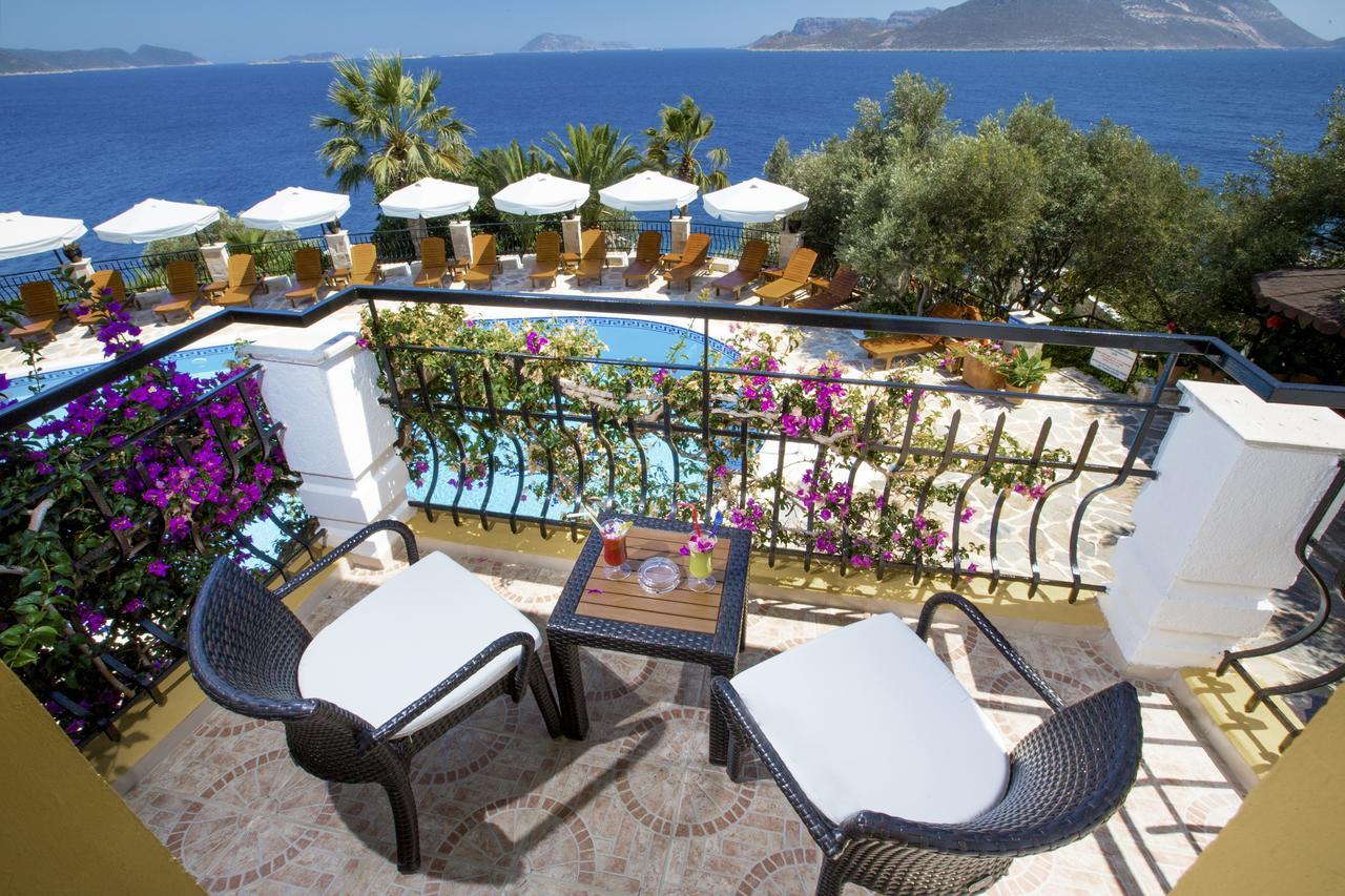 Hadrian Hotel คาช ภายนอก รูปภาพ